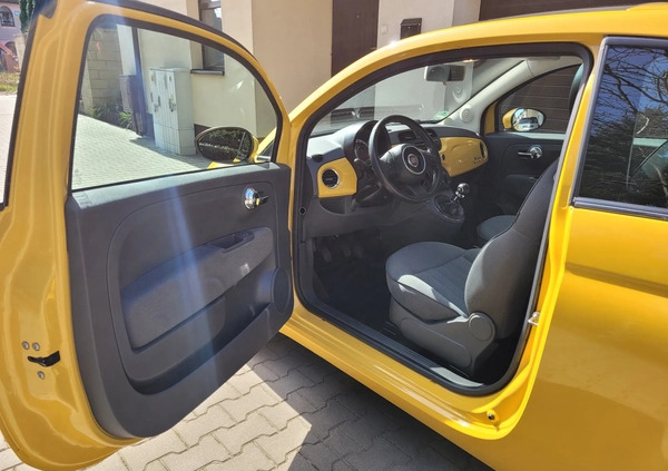 Fiat 500 cena 33999 przebieg: 79763, rok produkcji 2014 z Warszawa małe 191